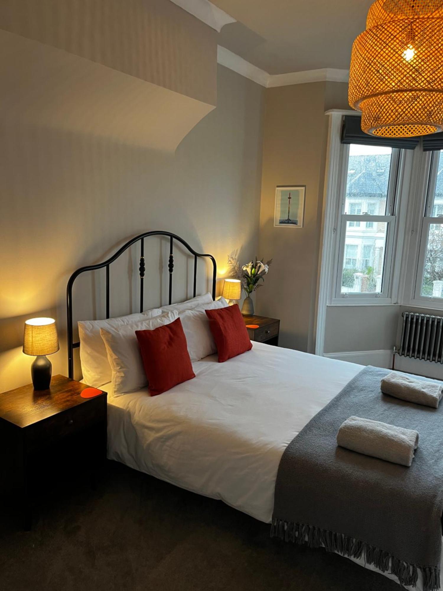 Contemporary Beach Apartment Brighton Kültér fotó